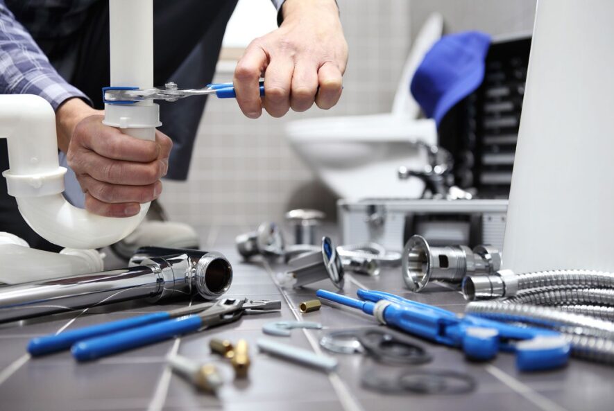 General plumbing repairs Sligo – plumber’s tools and fittings